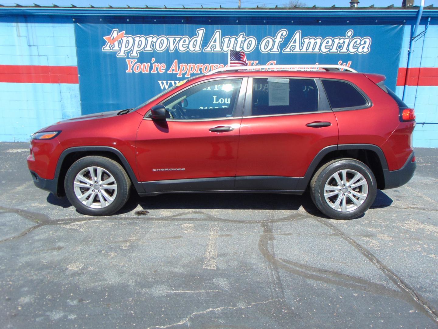 2015 Red Jeep Cherokee (1C4PJLAB2FW) with an 4-Cyl 2.4 Liter engine, Automatic, 9-Spd transmission, located at 2105 Dixie Hwy, Louisville, KY, 40210, (502) 772-3333, 38.220932, -85.795441 - Photo#1